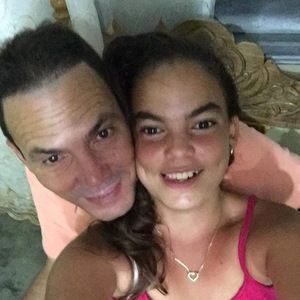 Meet your Posher, Libny